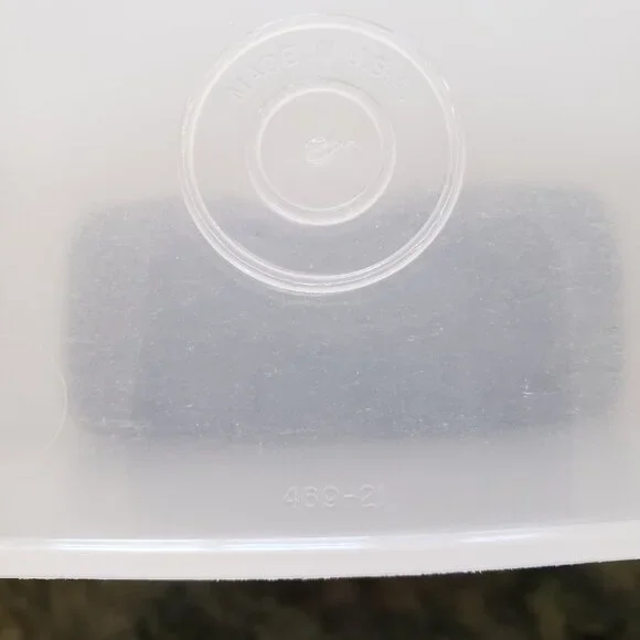 Tupperware Cereal Container 469 Replacement - No lid - Picture 3 of 3